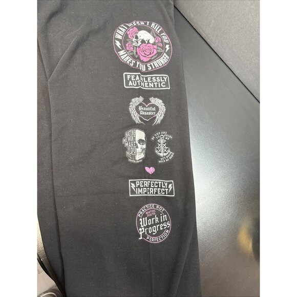 Beautiful Disaster Yoga Pants What Doesn't Kill You Will Make You Stronger LARGE - Picture 9 of 9